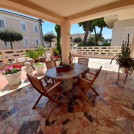 Bouganville Casa Vacanza Ambiente Climatizzato Con Wi Fi ピネート エクステリア 写真