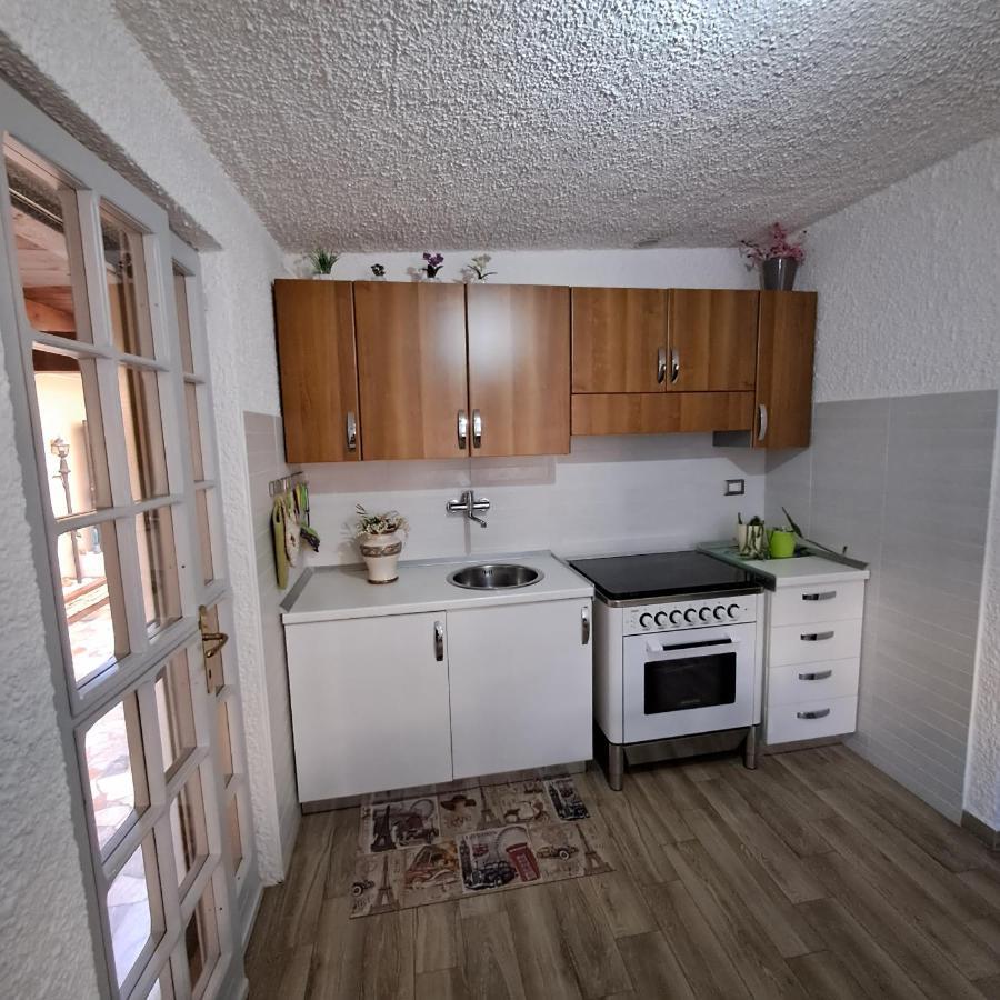 Bouganville Casa Vacanza Ambiente Climatizzato Con Wi Fi ピネート エクステリア 写真