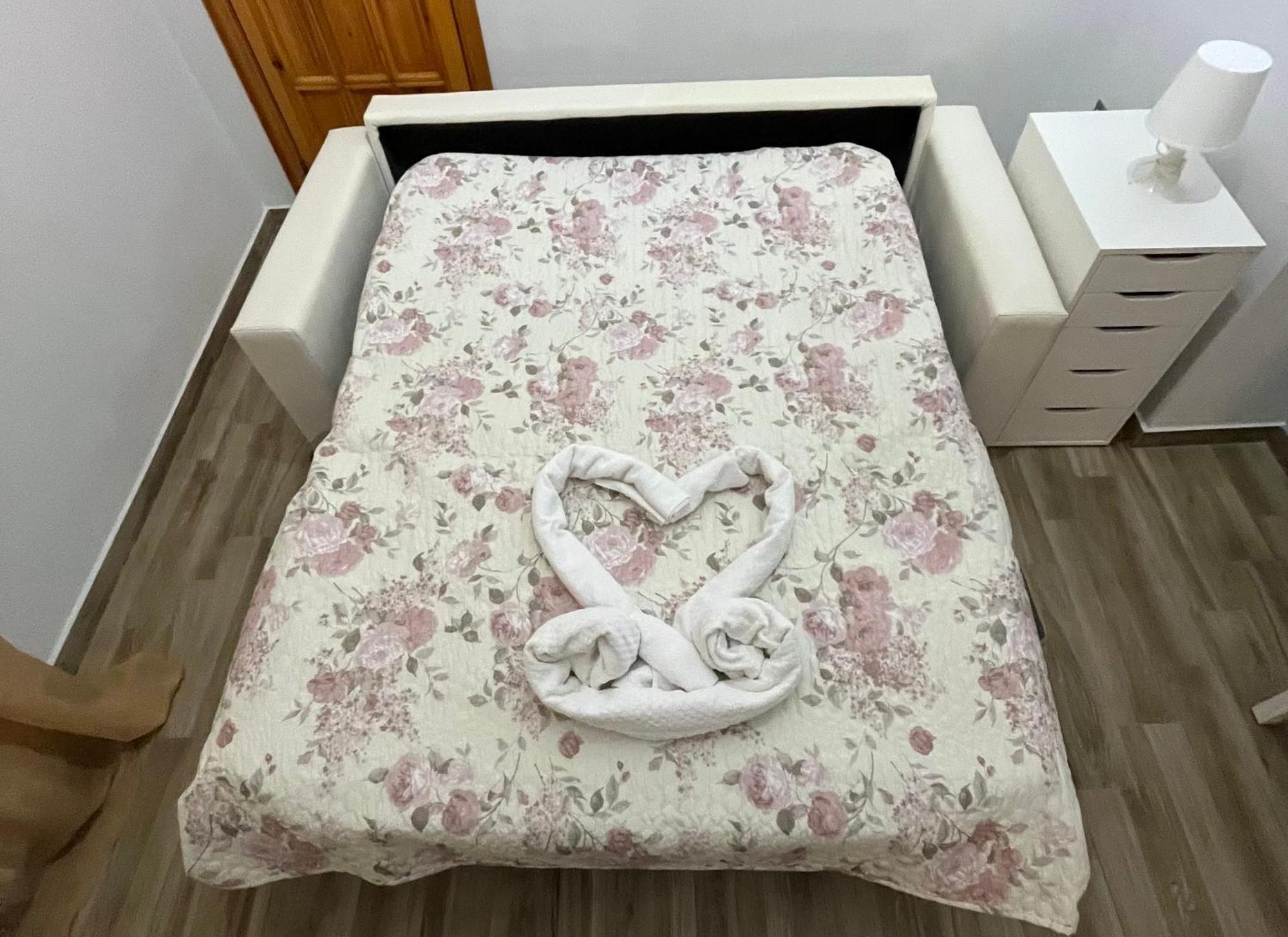 Bouganville Casa Vacanza Ambiente Climatizzato Con Wi Fi ピネート エクステリア 写真